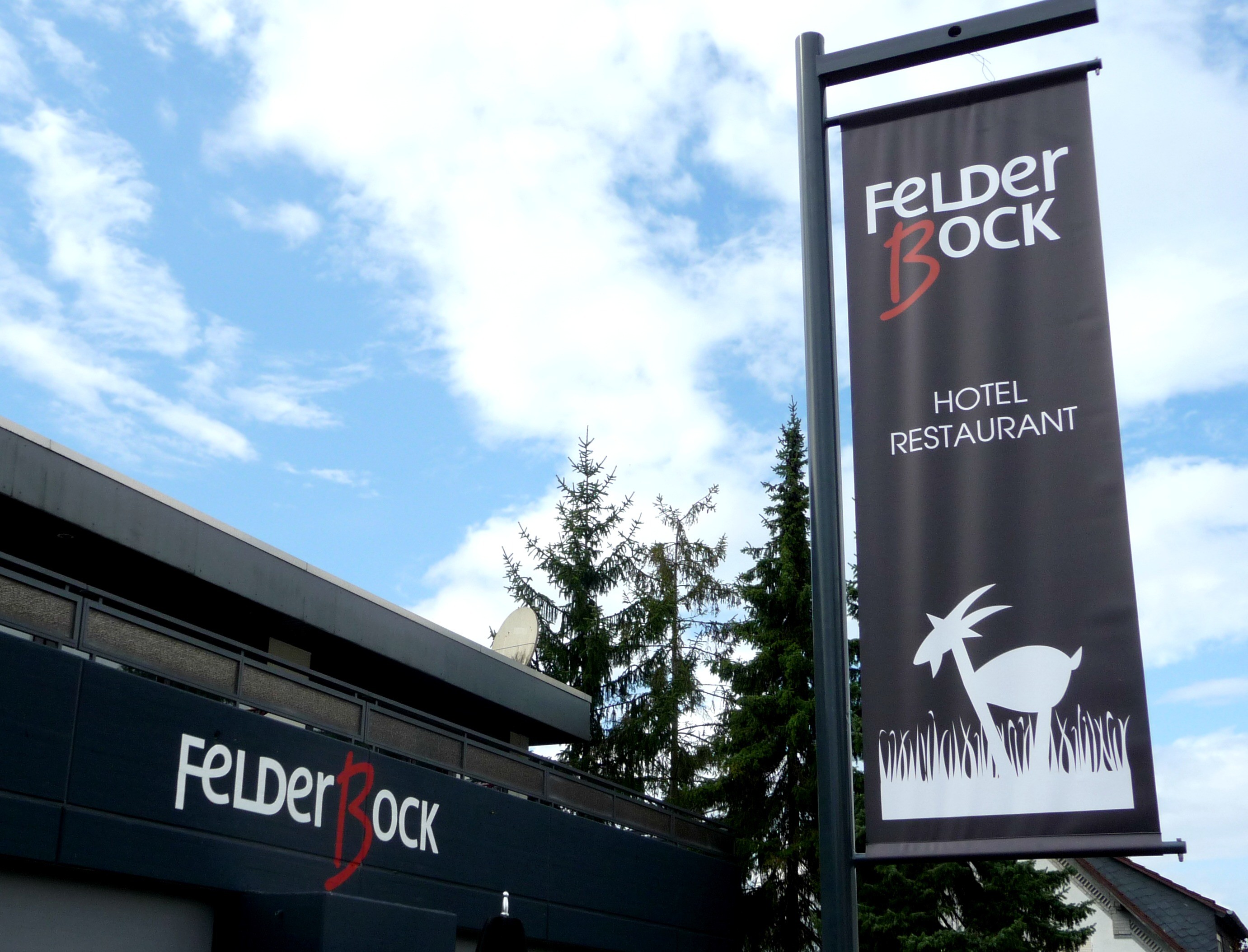Hotel Restaurant Felderbock Außenansicht